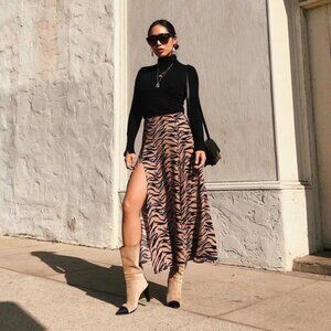 NWOT Reformation Zoe Black Tiger Midi Skirt 148